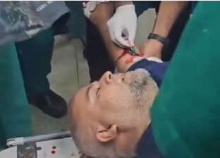 إصابة الصحفي الفلسطيني وائل الدحدوح في خان يونس (فيديو)