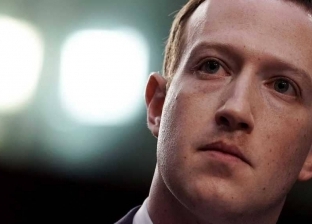 مؤسس "فيسبوك" يدعو الحكومات لدور أكثر فاعلية لتنظيم الإنترنت