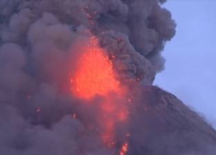 تجدد ثوران بركان جبل شينمو في اليابان