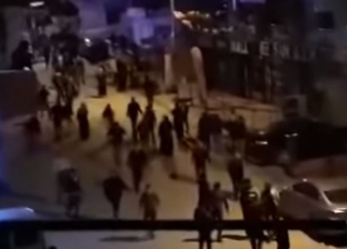 بالفيديو| اشتباكات بالسكاكين بين أتراك وسوريين في إسطنبول