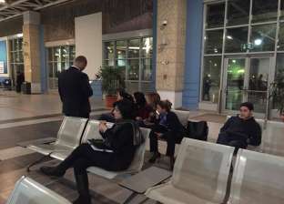 مطار القاهرة يخصص قاعة لاستقبال أهالي ركاب الطائرة المفقودة