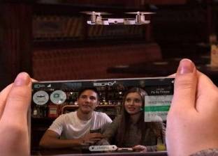 بالصور| "ابتكار جديد" غطاء هاتف يتحول إلى طائرة بدون طيار ليلتقط الصور