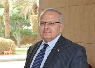 رئيس جامعة القاهرة: الكافتيريات الموجودة في الحرم الجامعي مؤقتة