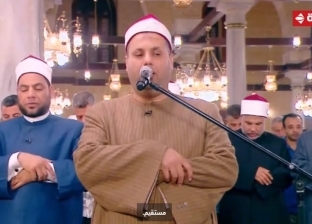 قناة الحياة تنقل بثا مباشرا لشعائر صلاة العشاء من مسجد الإمام الحسين
