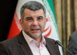 قبل نائب روحاني.. مسؤلون إيرانيون أصيبوا بكورونا المستجد
