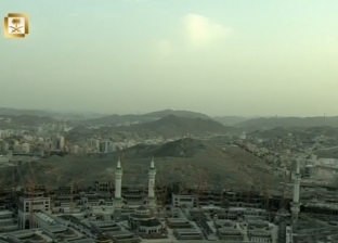 بث مباشر.. حجاج بيت الله الحرام يصعدون جبل عرفات لأداء ركن الحج الأعظم