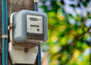 9 نصائح لتوفير فاتورة الكهرباء.. منها ضبط التكييف وطريقة وضع الطعام بالثلاجة