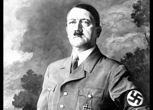ظهور "هتلر" في أفريقيا وانتخابه بالبرلمان: لا أخطط للسيطرة على العالم