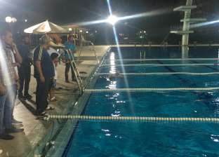 اختبارات نجوم السباحة في نادي أسوان الرياضي