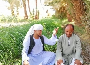«أبو خشبة» يوتيوبر يعالج مشاكل المجتمع الصعيدي بمحتوى كوميدي