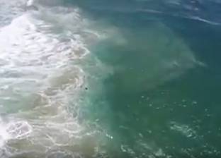 بالفيديو| طائرة بدون طيار تنقذ فتاتين من الغرق في أستراليا