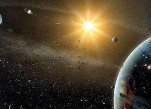 كوكب زحل يمر خلف الشمس: ظاهرة فلكية تزين سماء مصر مساء اليوم