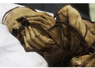 العثور على مومياء عمرها ألف سنة مدفونة في وضع غريب ببيرو