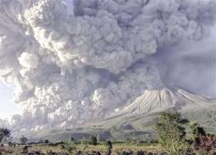 بركان «سيميرو» يتسبب في مقتل العشرات وتشريد المئات بإندونيسيا