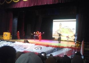 بالصور| الدبكة الفلسطينية تشعل مسرح جامعة القناة
