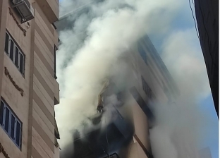 تفاصيل حريق هائل داخل شقة بمدينة نصر.. ماس كهربائي السبب