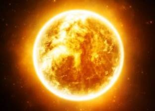 العلماء يكتشفون أن شكل الشمس يتغير.. والسبب "مُحيِّر"