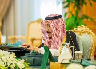 السعودية تعتمد لائحة عقوبات تحد من التجمعات للتصدي لانتشار كورونا