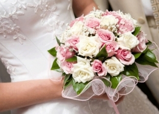 حفل زفاف ينتهي بكارثة بسبب "فيديو الإكس" بروسيا: جاب عروسته من شعرها
