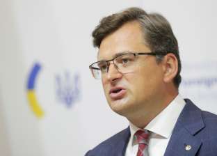 وزير خارجية أوكرانيا: جنود روس يغتصبون النساء في المدن