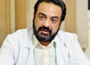 "المستشفيات الجامعية" توضح الحالة الصحية للطبيب محمد صلاح
