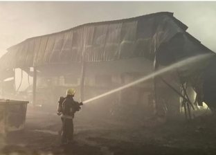 حريق هائل في سوق الصواريخ بجدة.. نشب للمرة الثانية دون إصابات (صور)