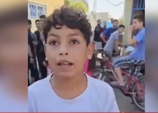 رسالة مبكية من طفل فلسطيني بعد قصف مدرسة «الفاخورة» (فيديو)