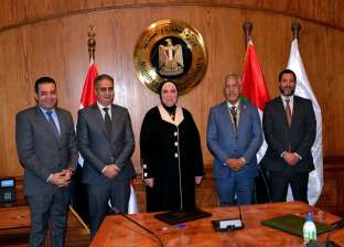 تعاون بين «التجارة» وجائزة خليفة لتنظيم مهرجان التمور المصرية 2022 بأسوان