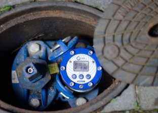 تركيب 81 جهاز قياس تصرف و70 عداد لتقليل الفاقد بمحطات المياه في أسيوط