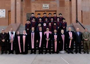 جامعة المنصورة تحتفل بتخريج الدفعة السابعة من الطلاب الوافدين