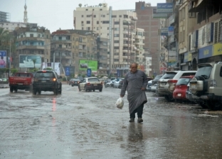 الحكومة للمواطنين: استخدام السيارات يعيق عمل معدات شفط الأمطار