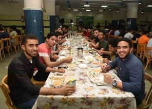 إفطار جماعي لطلاب المدينة الجامعية بحضور رئيس جامعة سوهاج