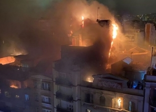 انفجار في برشلونة يصيب 4 أشخاص ويؤثر على 8 مباني: «النيران حاصرتنا»