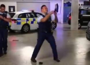 بالفيديو| بعد بريطانيا وكندا.. الشرطة النيوزيلندية تشارك في تحدي الرقص لجذب الشباب