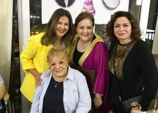 دنيا سمير غانم في حفل عيد ميلاد نادية لطفي وجورج سيدهم