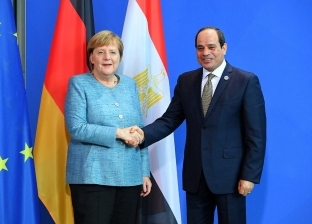 الرئيس السيسي يشكر «ميركل» على تعاونها مع مصر