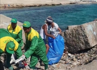 انطلاق حملة لتنظيف شواطئ الغردقة بمشاركة متطوعين وسياح أجانب