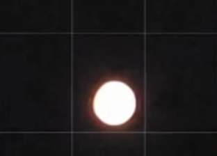 اتهام تقنية جديدة لـ«سامسونج» بإظهار صور القمر مزيفة.. ماذا قالت الشركة؟