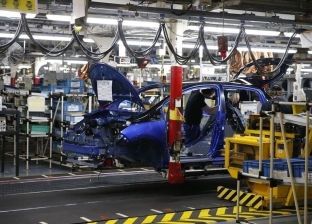 تويوتا تعيد فتح مصنع "ياريس للسيارات" وسط اعتراض نقابات العمال