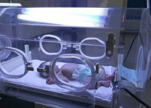 مستشفى خيري يحتجز جثة طفل لحين سداد 7400 جنيه: «هنحطه في التلاجة»