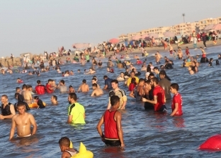 استعدادات في مصيف بلطيم لاستقبال طلاب الثانوية العامة.. شواطئ مجانية