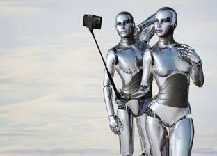 "الخلود الإلكتروني".. البشر سيحضرون جنازاتهم بمساعدة الروبوت في 2050