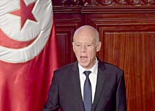 الرئيس التونسي يعلن حظر التجول في مواجهة فيروس كورونا