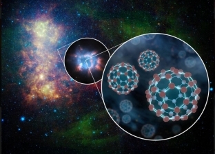 اكتشاف جزيء كربون يحوي 60 ذرة يشبه كرة قدم في الفضاء