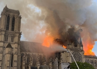عاجل| الداخلية الفرنسية: إنقاذ كاتدرائية نوتردام غير مضمون