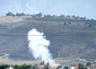 إسرائيل ترد على إطلاق صاروخ مضاد للدروع من لبنان بقصف تلة الحمامص