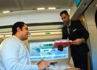 صحافة المواطن.. «أحمد» يوثق أول رحلة لقطار التالجو: «مش هتحس إنك مسافر»