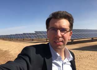 لأول مرة في مصر.. "فودافون" تتجه للطاقة الشمسية بنسبة 100%