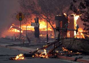 ارتفاع عدد ضحايا حرائق كاليفورنيا إلى 29 قتيلا و228 شخصا