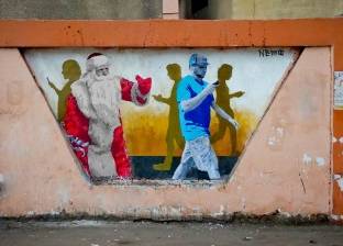 جبروت الـ"سوشيال ميديا" تهزم كرم بابا نويل في "جرافيتي" بالمنصورة